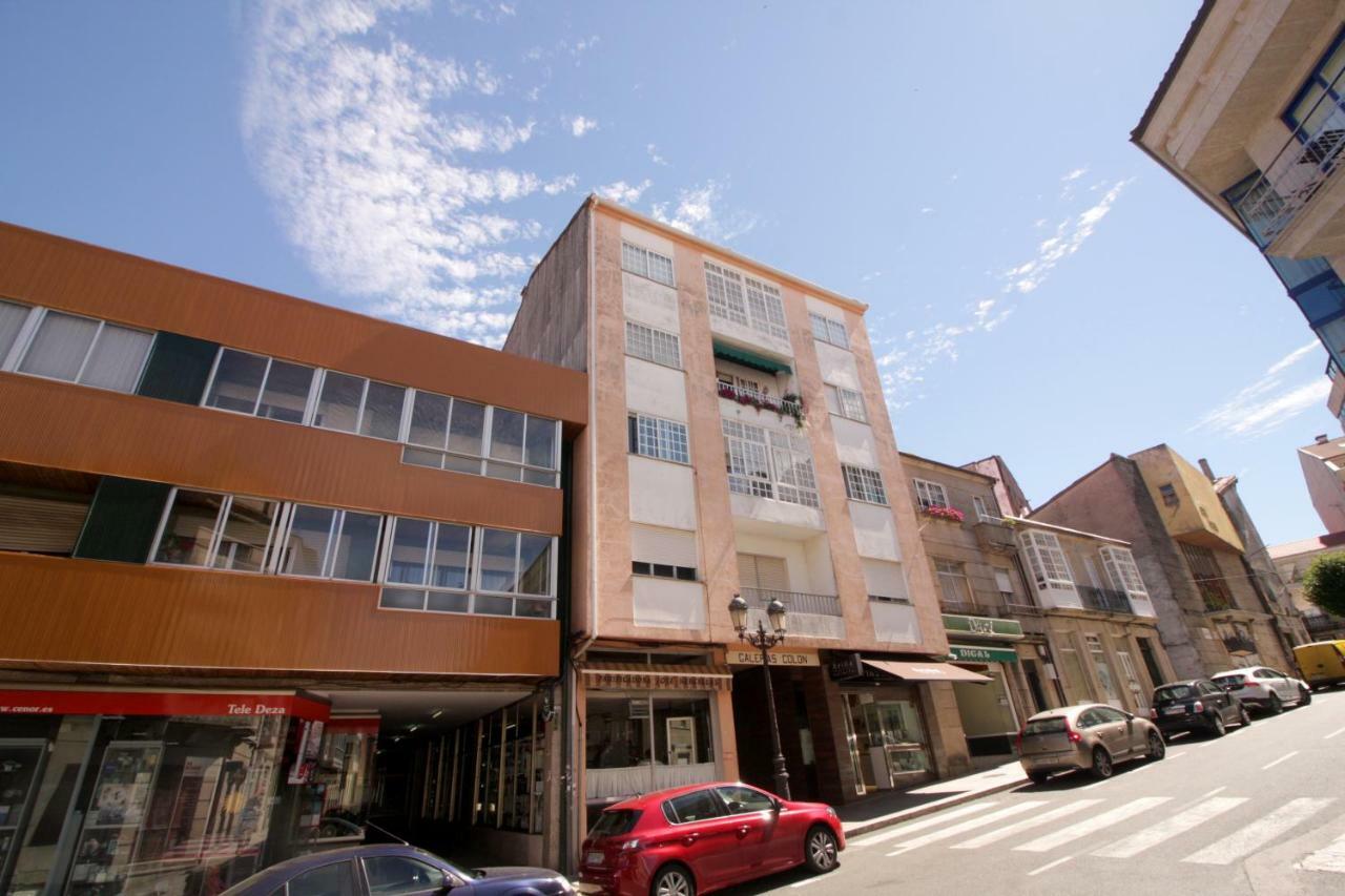 Albergue Lalin Centro المظهر الخارجي الصورة